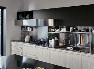 Cucina Moderna Ethica lineare in finitura Quercia Bianco Dek e Silk Grigio Piombo di Veneta Cucine