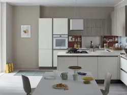 Cucina Moderna con penisola Start Time Presa 05 di Veneta Cucine