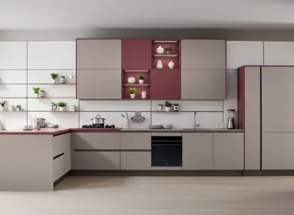 Cucina Moderna Like J 02 con penisola in laccato opaco Marrone e Rosso Soft di Veneta Cucine