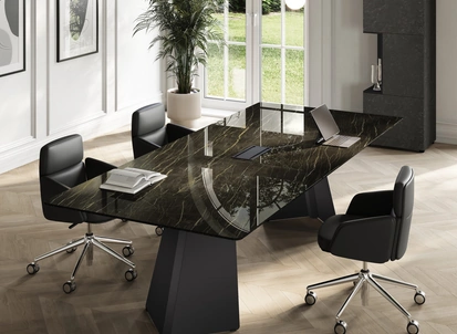 Scrivania direzionale Monolith in vetro di Las Mobili